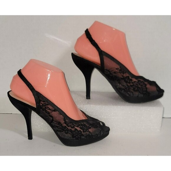 NWT Fioni Night Elastic Slingback Black Lace Over Peep Toe Heels Size 8 - Picture 1 of 12